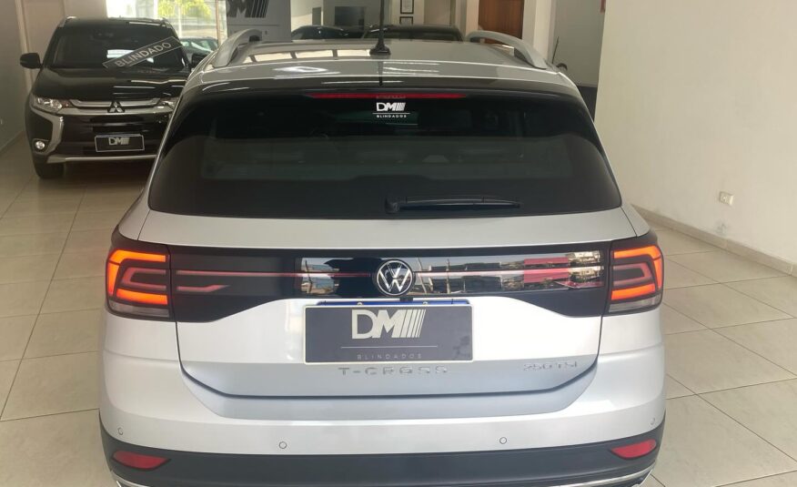 VOLKSWAGEN T-CROSS 1.4 250 TSI TOTAL FLEX HIGHLINE AUTOMÁTICO PACOTE HIGH TECH